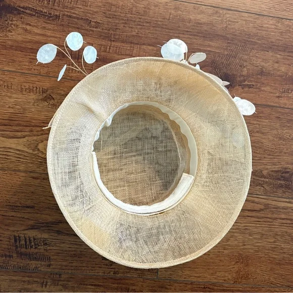 Kentucky Derby / Wedding / Occasion Hat – Champagne - Picture 9 of 11